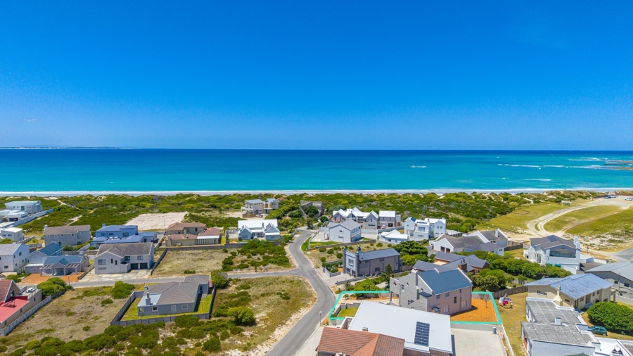 5 Bedroom Property for Sale in Struisbaai Western Cape
